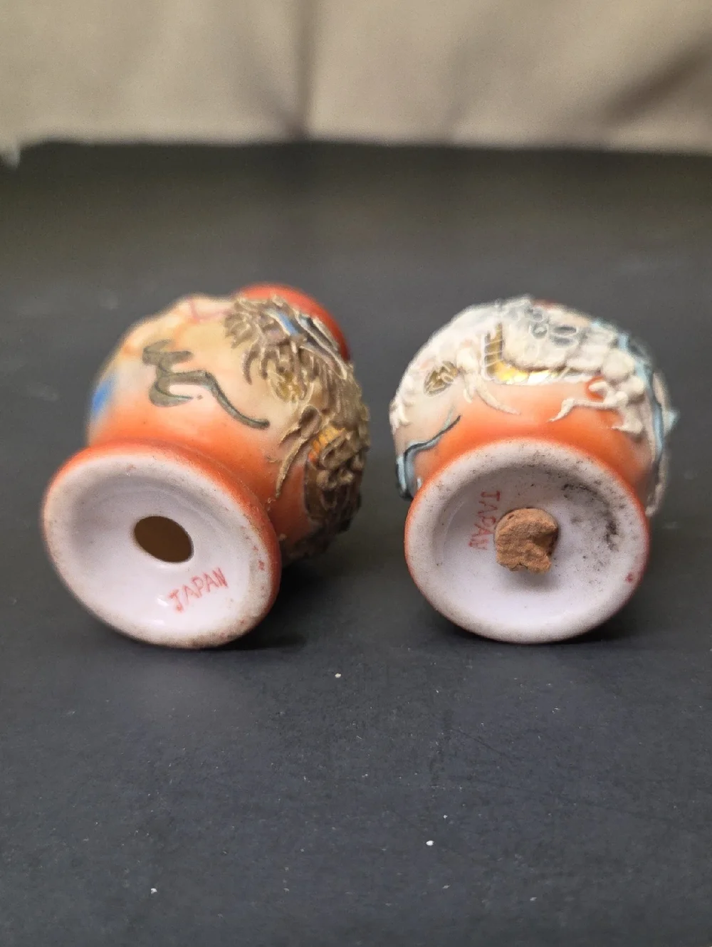 Japanese Moriage Dragonware salt and pepper shaker set.